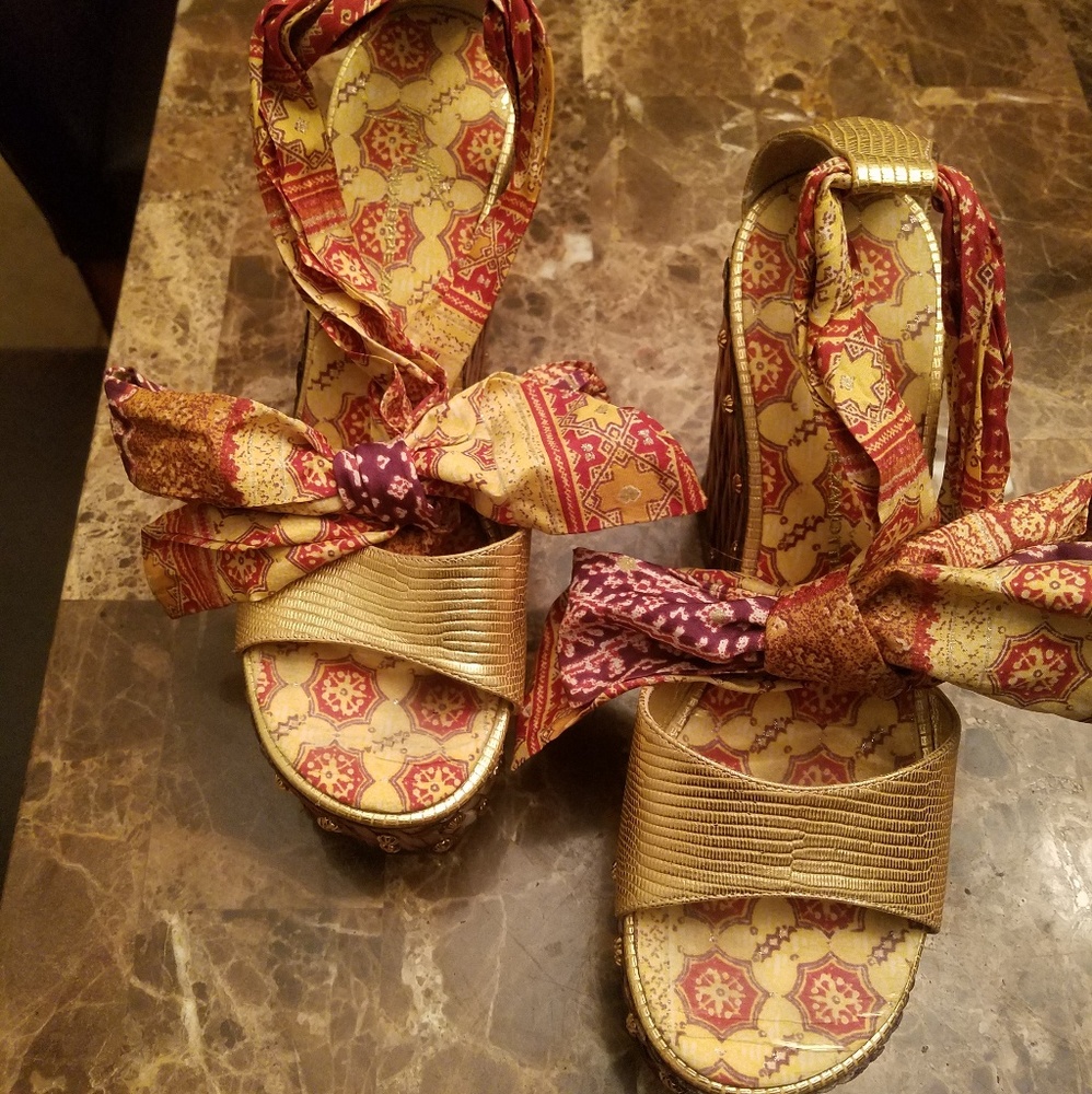 GIUSEPPE ZANOTTI DESIGN